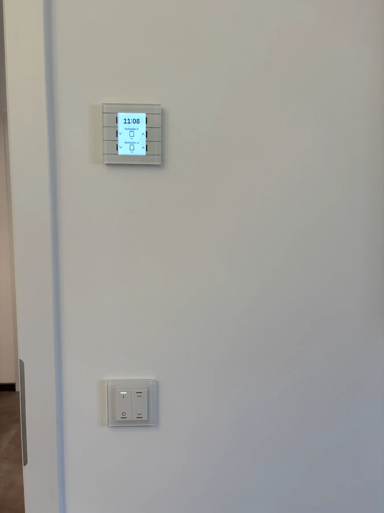 Glastaster mit Display für Rollläden